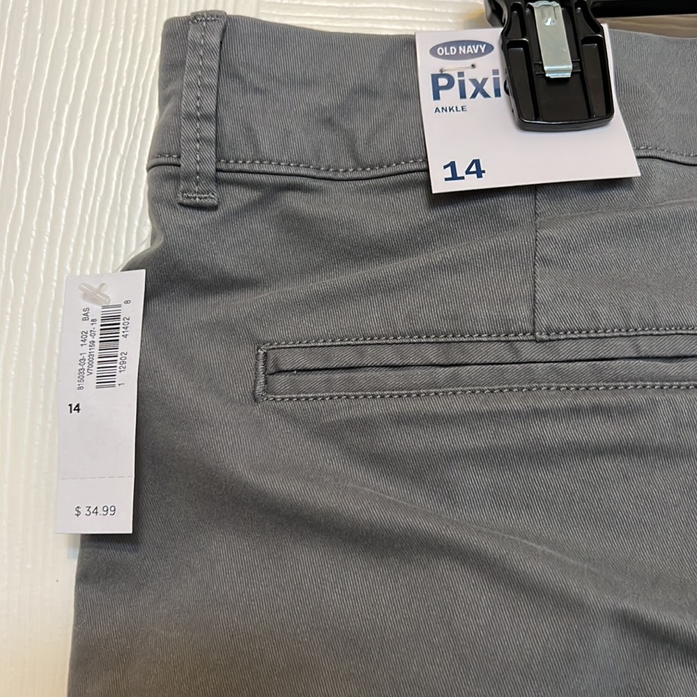 Old Navy pixie pant